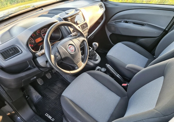 Fiat Doblo cena 25900 przebieg: 88500, rok produkcji 2010 z Legnica małe 211